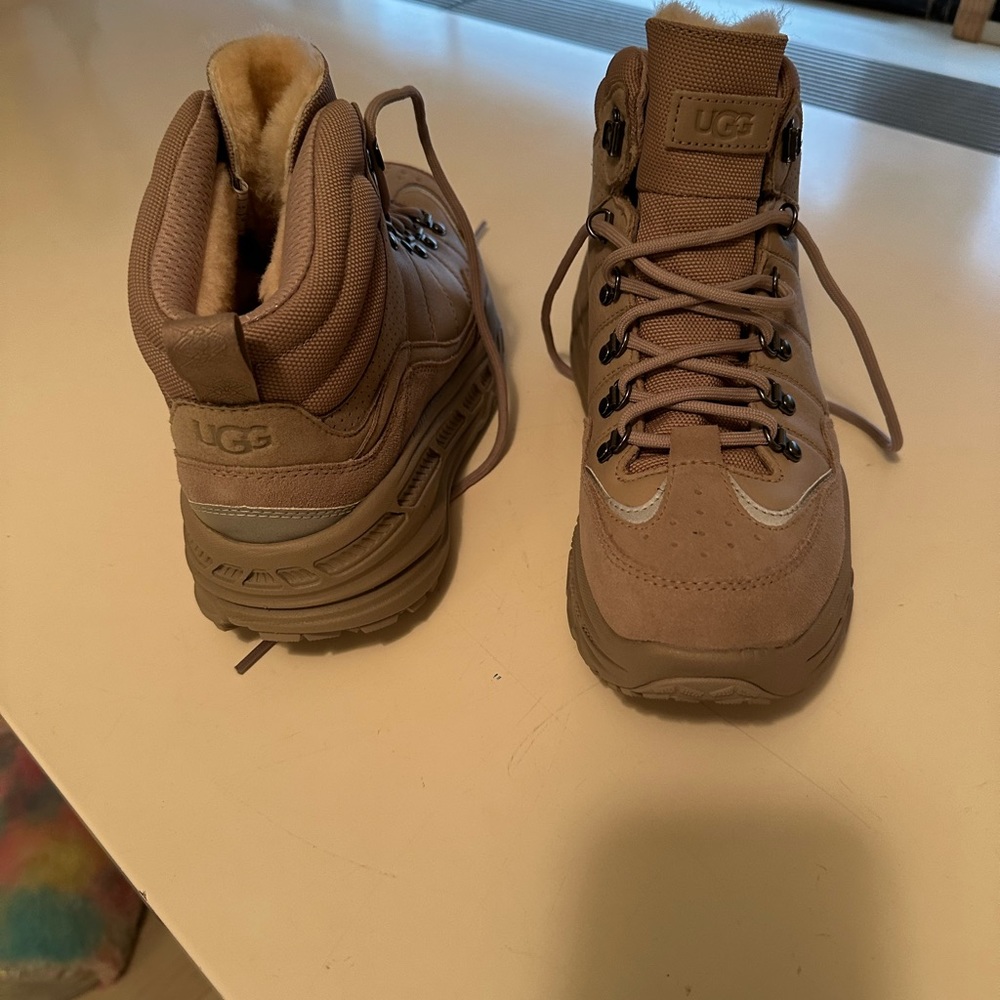 Brand New Mens Uggs waterproof boots